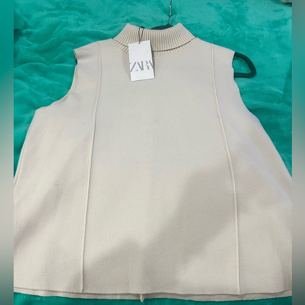 Zara sleeveless knit sweater